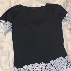 Black white flowered top